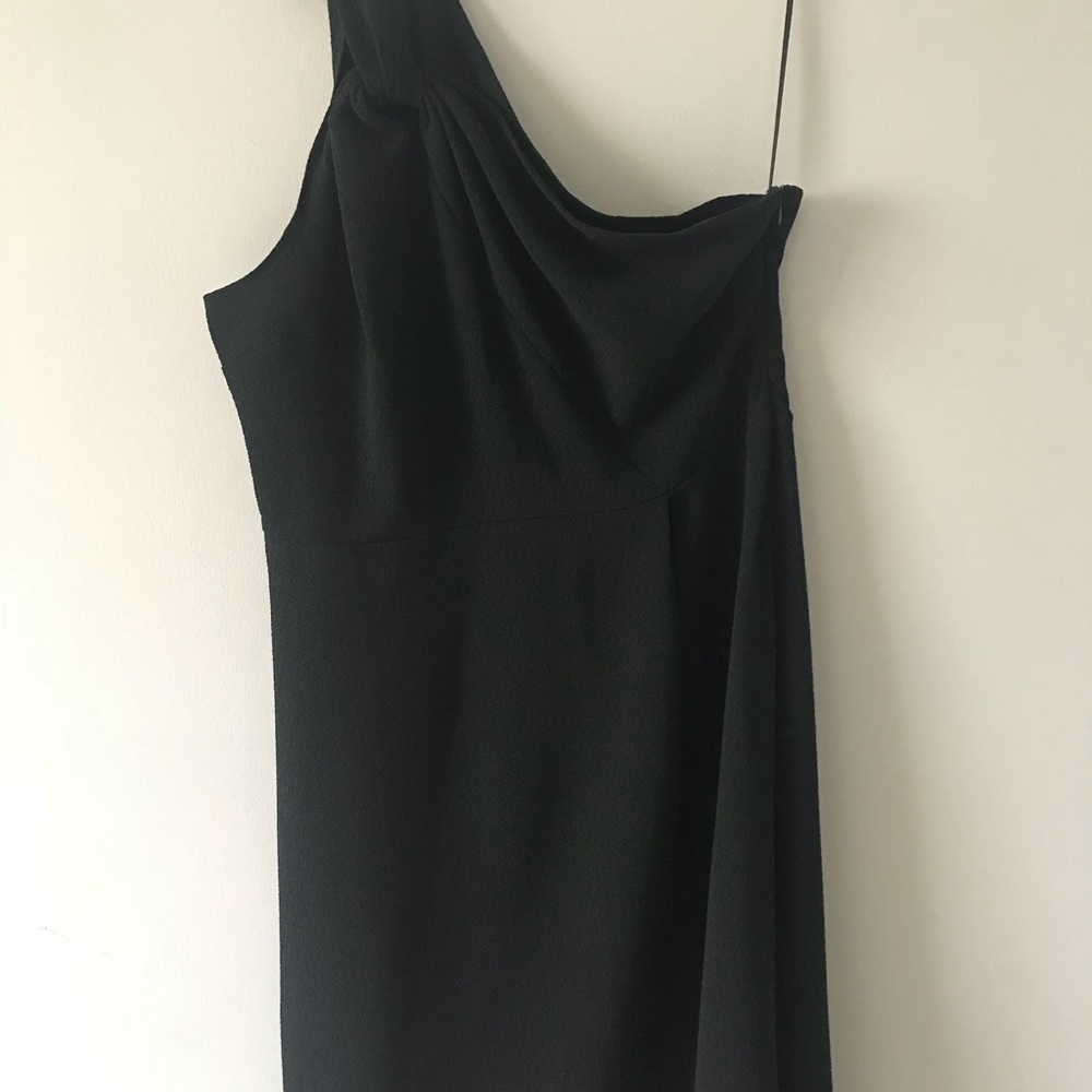 Banana Republic one shoulder dress. Size 12 black